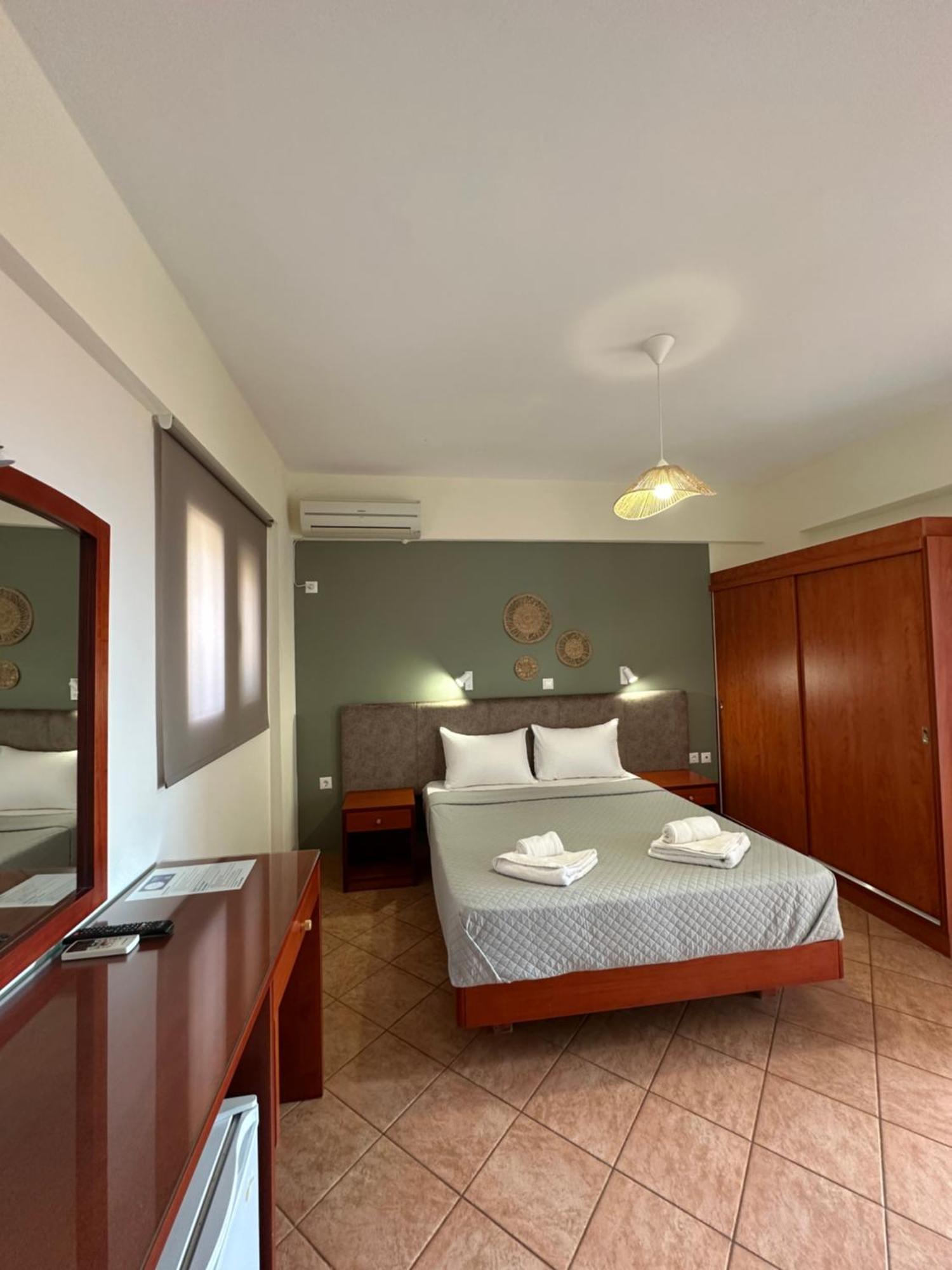 Semiramis Hotel Frínion Quarto foto