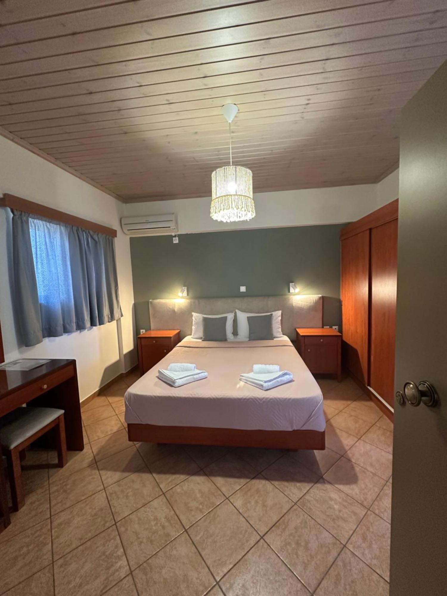 Semiramis Hotel Frínion Quarto foto